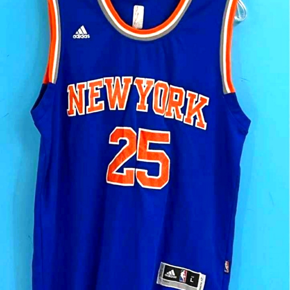 NEW YORK  Knicks  Rose jersey